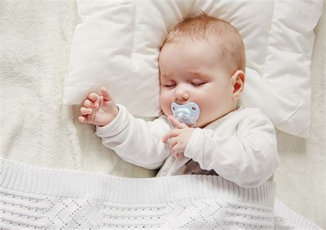 bebeklerde uykuda irkilme neden olur